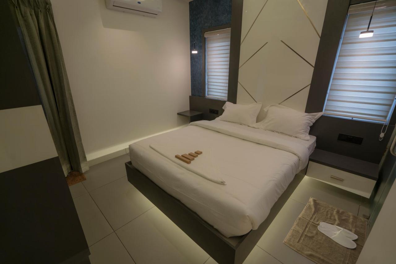 Bbc Luxury Apartments Perintalmanna Exterior foto